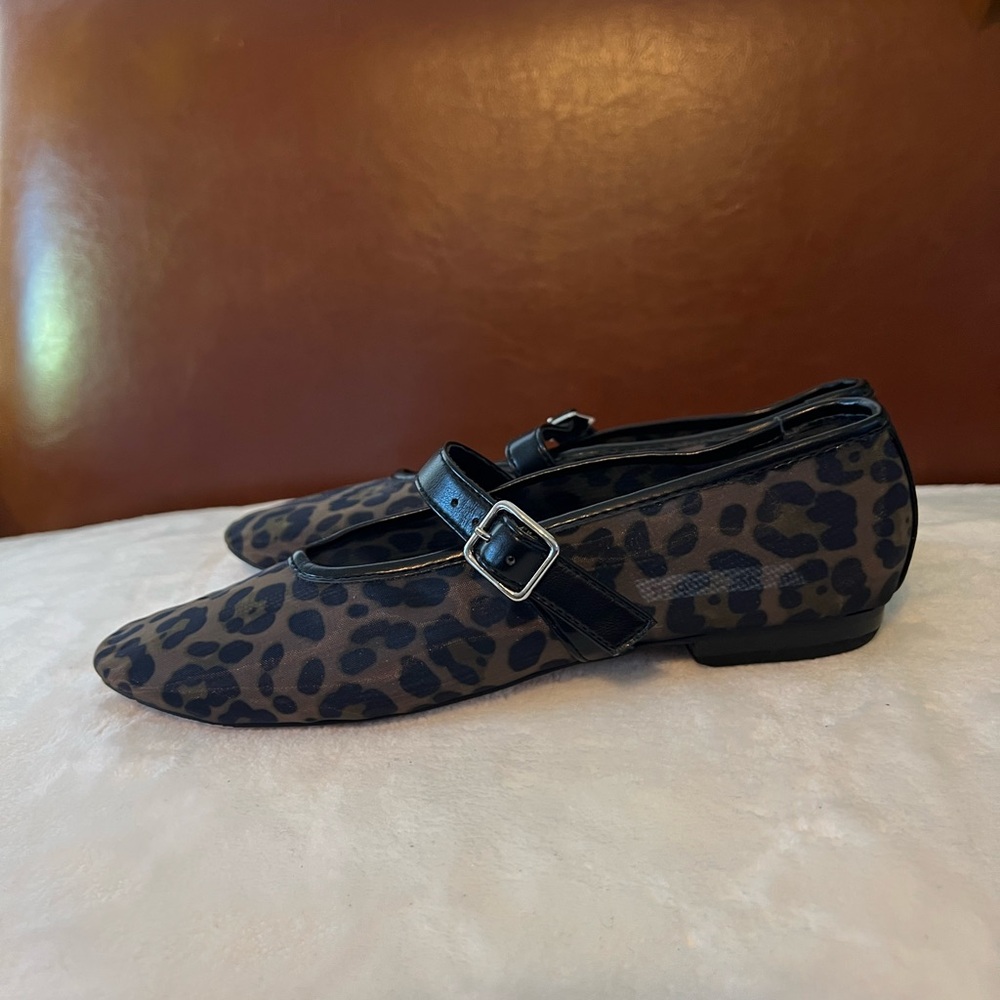 Steve Madden Animal Print Mary Jane Flats - Picture 4 of 8